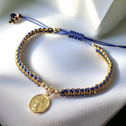 Pulsera macramé Virgen de los Rayos oro