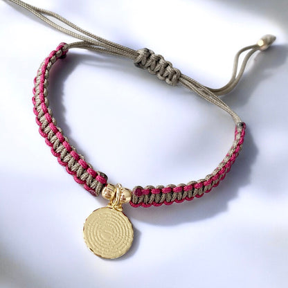 Pulsera macramé padre nuestro oro