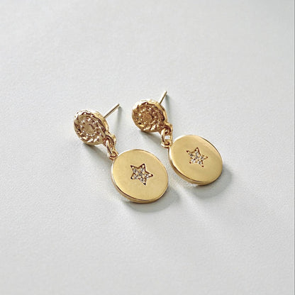 Aros estrella circones oro