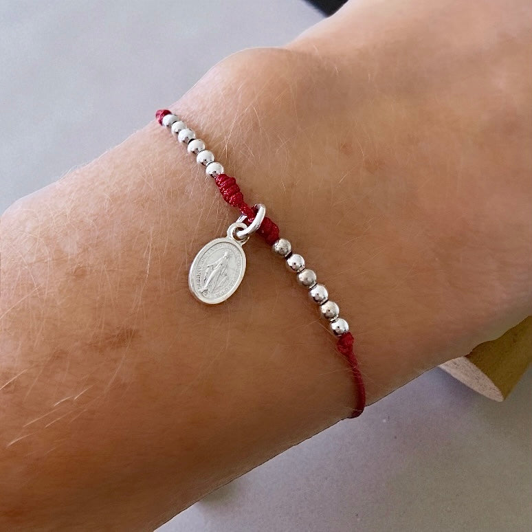 Pulsera hilo rojo Virgen de los Rayos plata