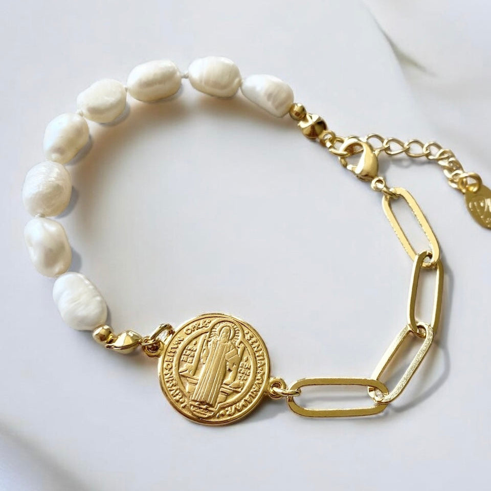 Pulsera perlas San Benito oro