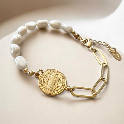 Pulsera perlas San Benito oro