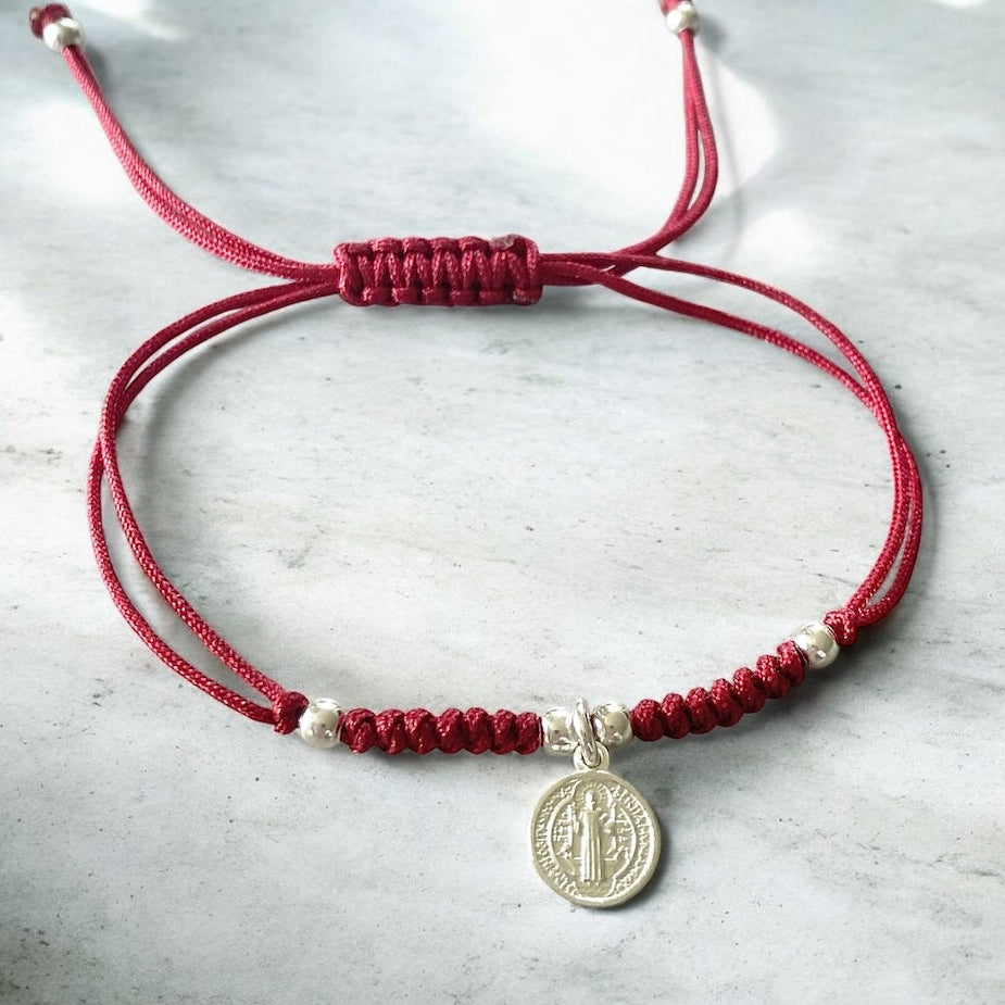 Pulsera hilo rojo San Benito plata