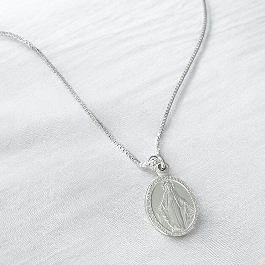 Collar virgen de los rayos plata 925