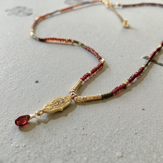 Collar etro tierra oro