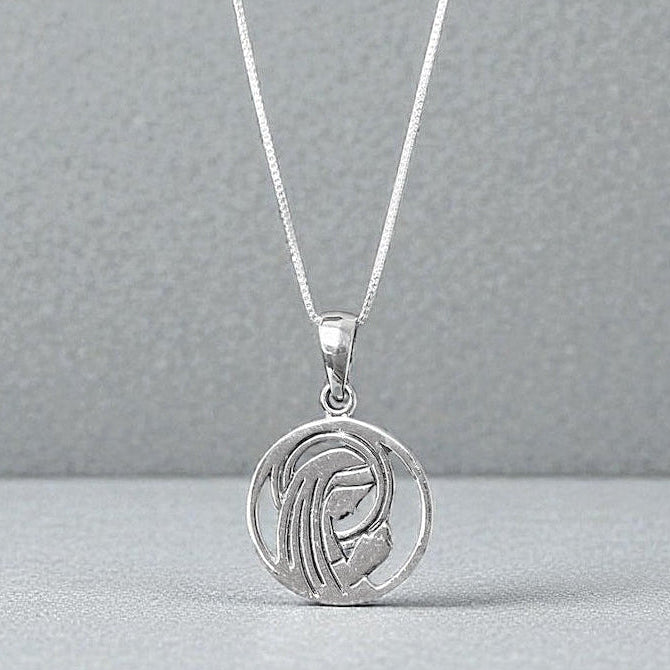 Collar virgen niña calada plata