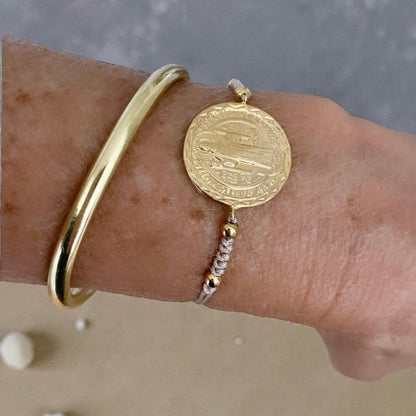 Pulsera hilo gran medalla San Benito oro