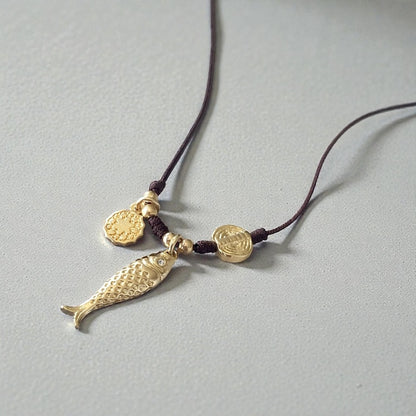 Collar hilo pez koi oro