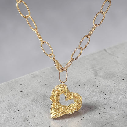 Collar eslabones corazón oro