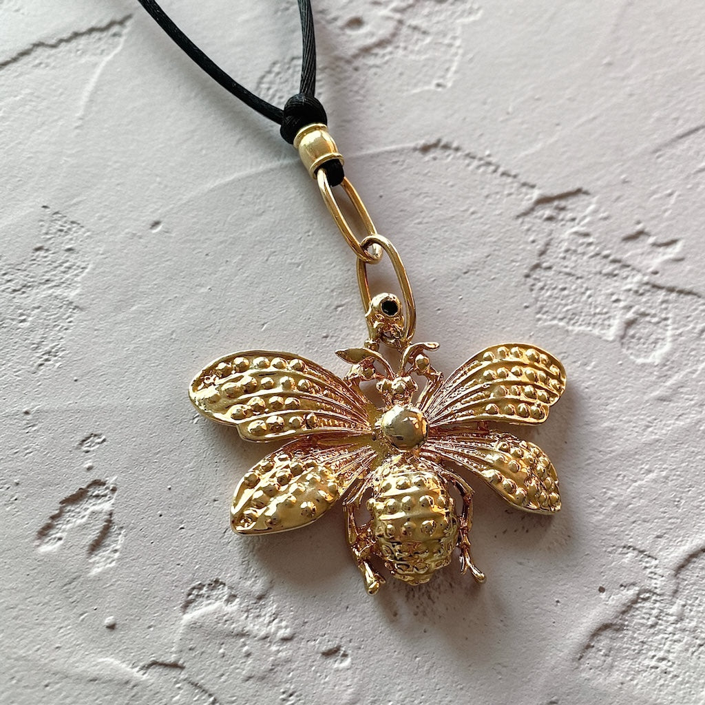 Collar cordón abeja oro
