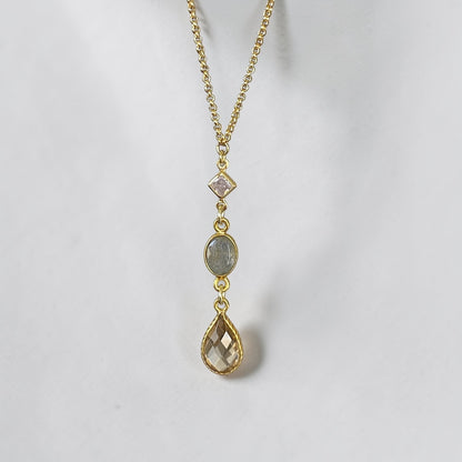 Collar fer oro