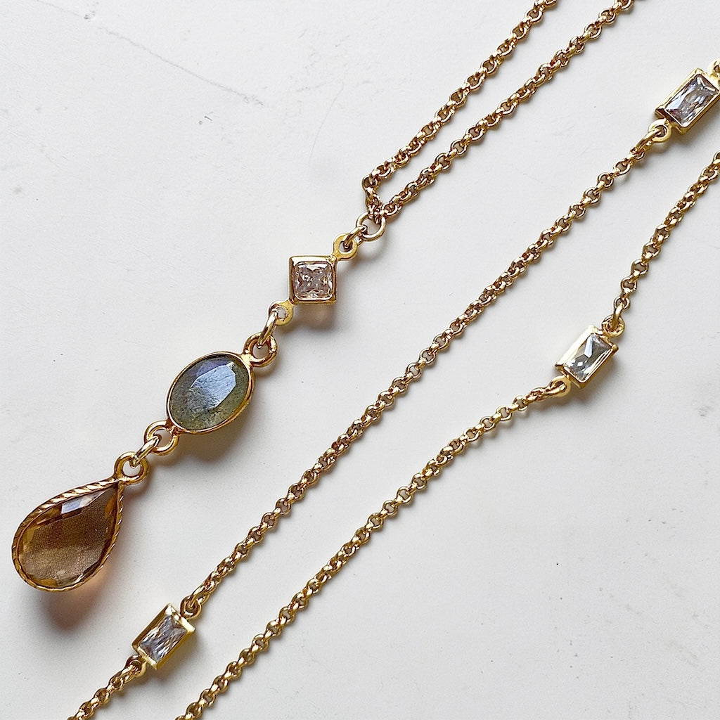 Collar fer oro