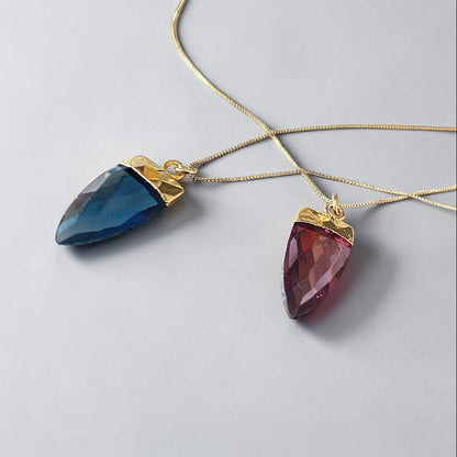 Collar punta oro
