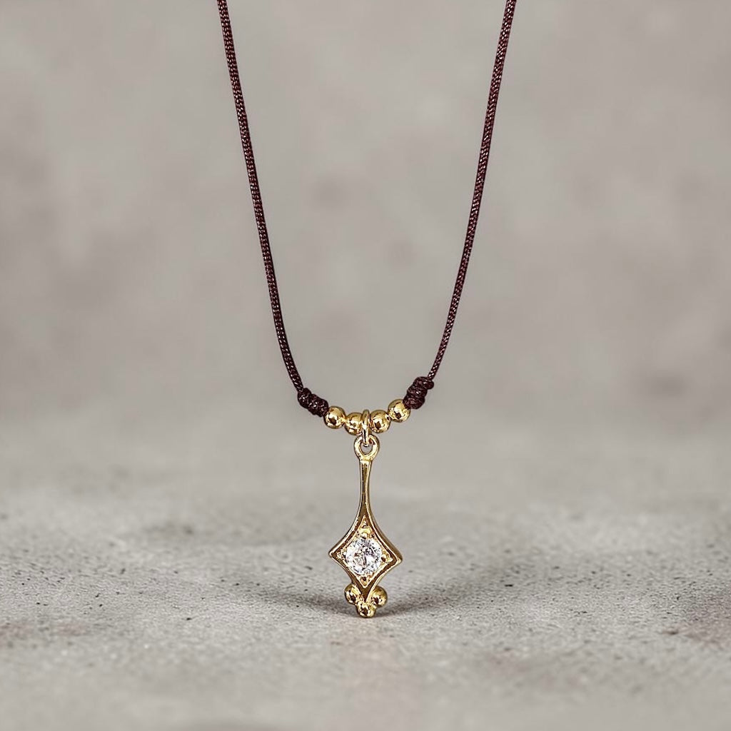 Collar hilo france oro