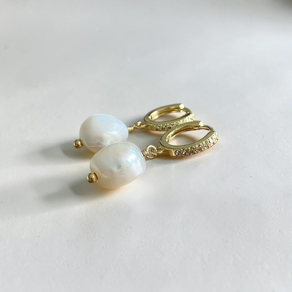 Aros argolla circones perla oro