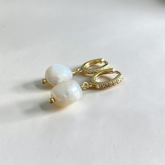 Aros argolla circones perla oro