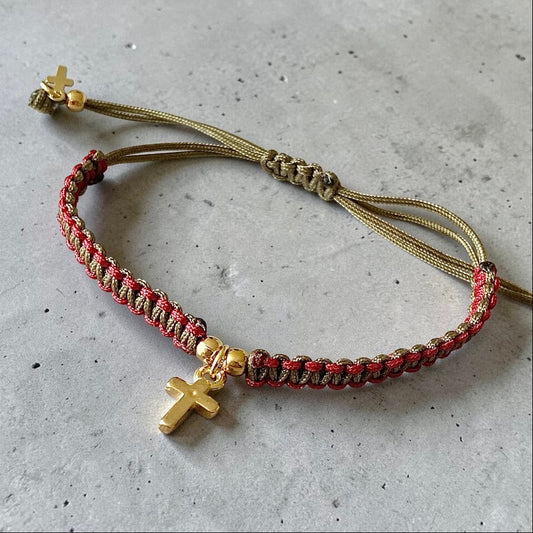 Pulsera macramé cruz oro