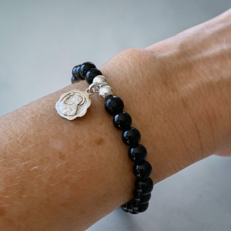 Pulsera ónix San Benito Abad plata