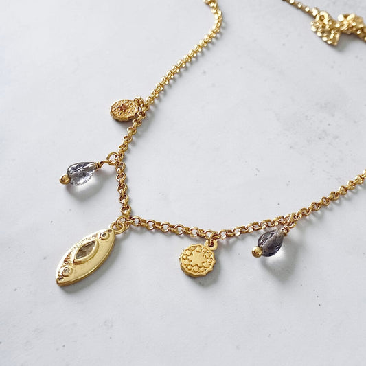 Collar iolita oro