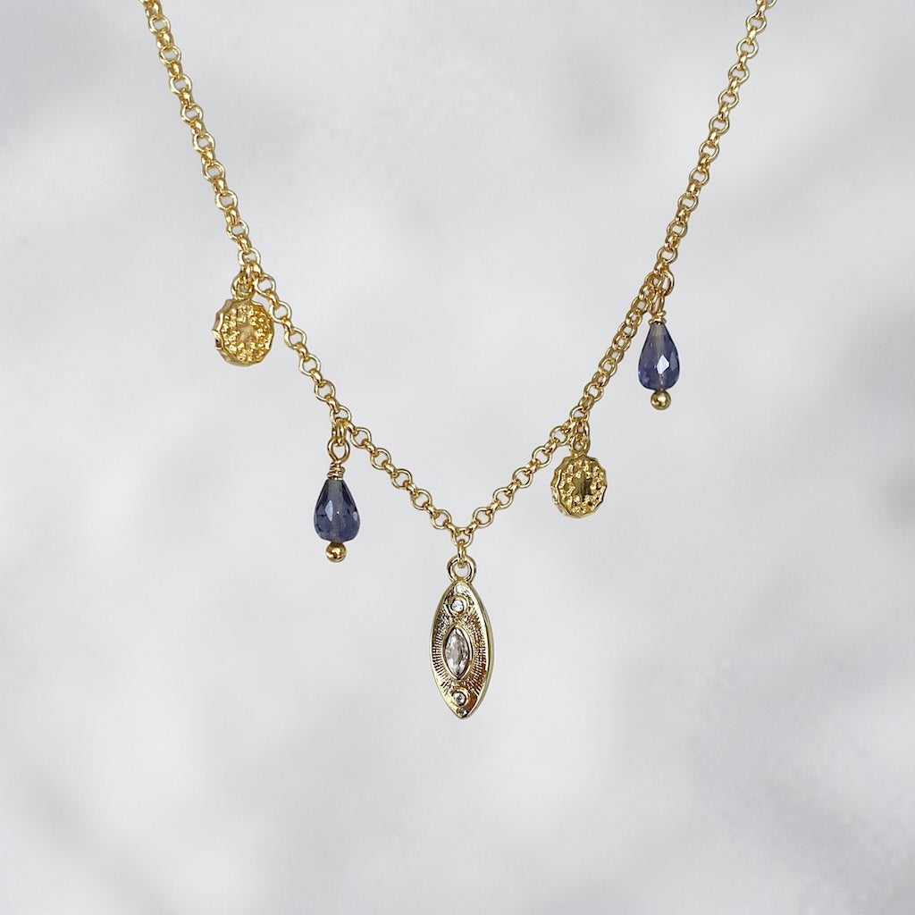 Collar iolita oro