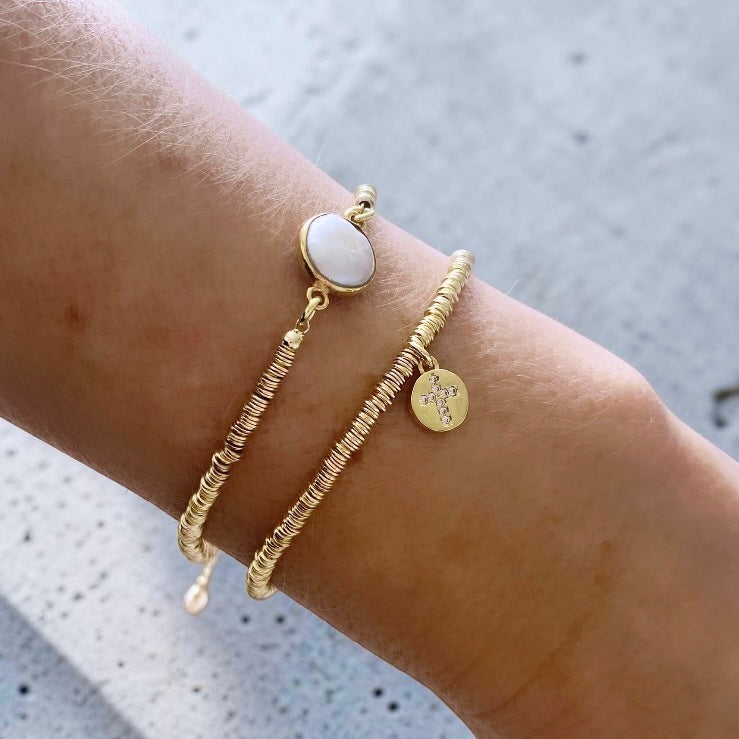 Pulsera mini medalla cruz circones oro