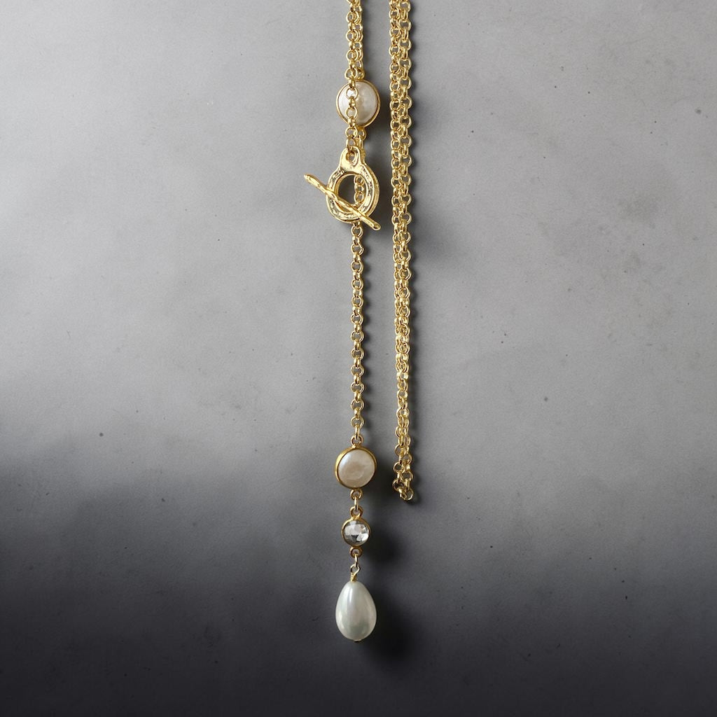 Collar cascada sara oro