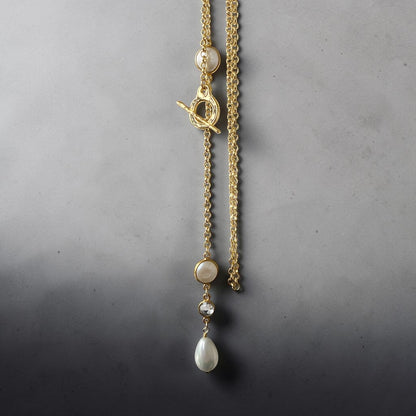 Collar cascada sara oro