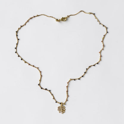 Collar tejido hojita oro