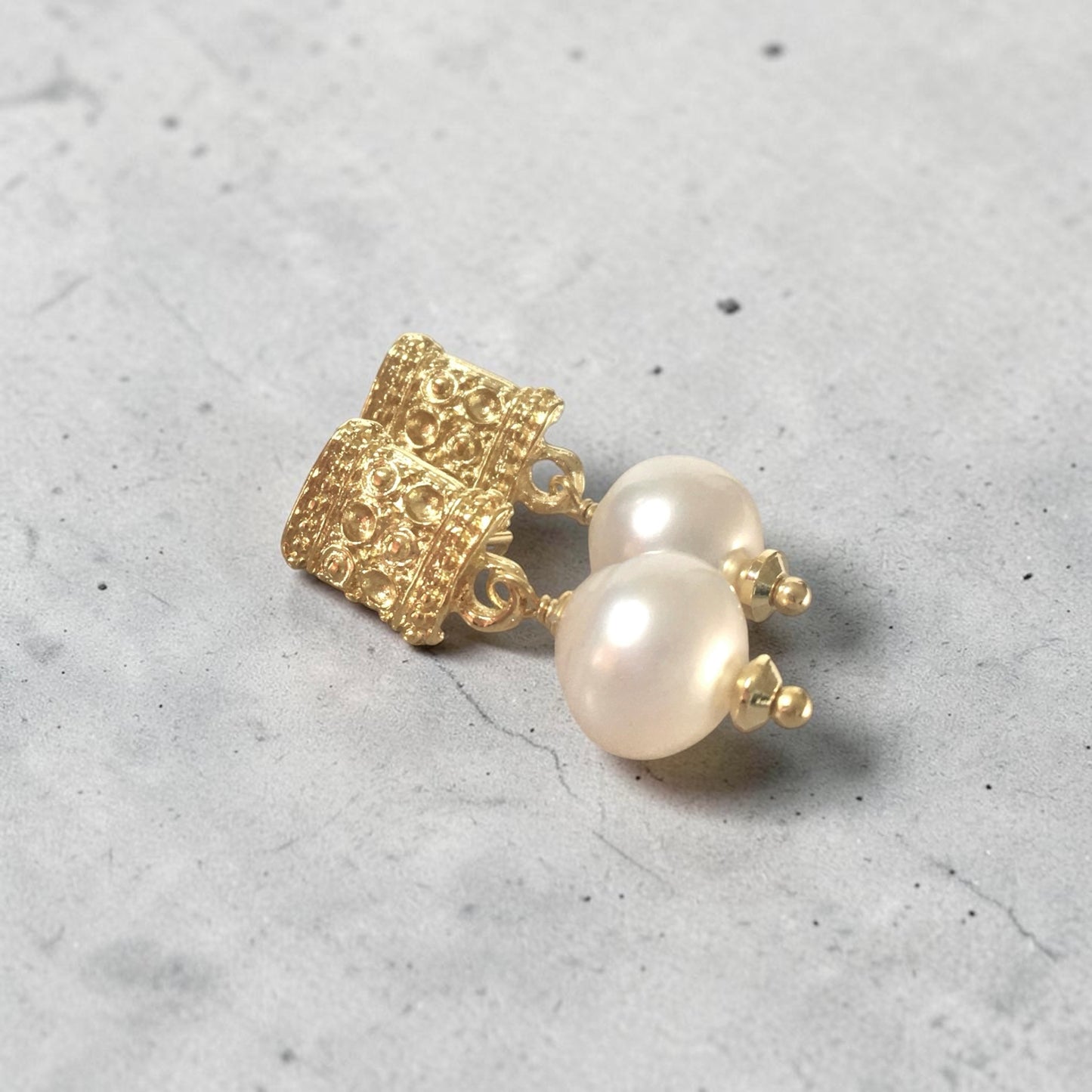 Aros savona perlas de río oro