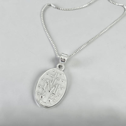 Collar virgen de los milagros plata 925