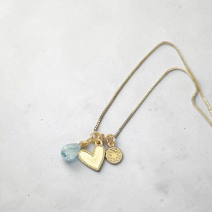 Collar trío aguamarina corazón oro