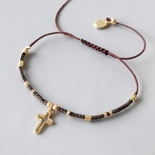 Pulsera hilo cruz oro