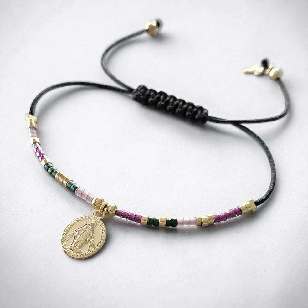 Pulsera hilo mijuki Virgen de los Rayos oro