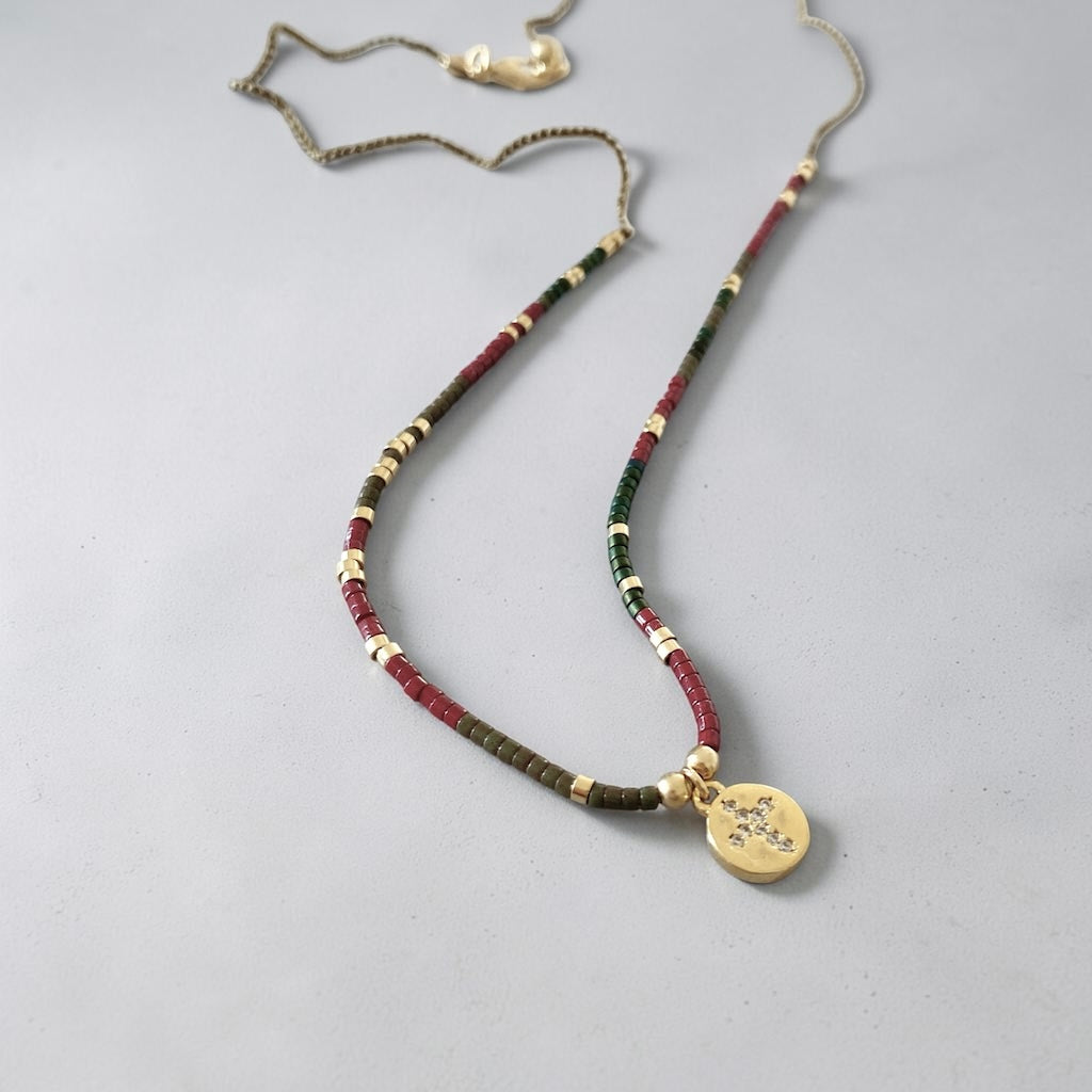 Collar tejido mini cruz circones oro