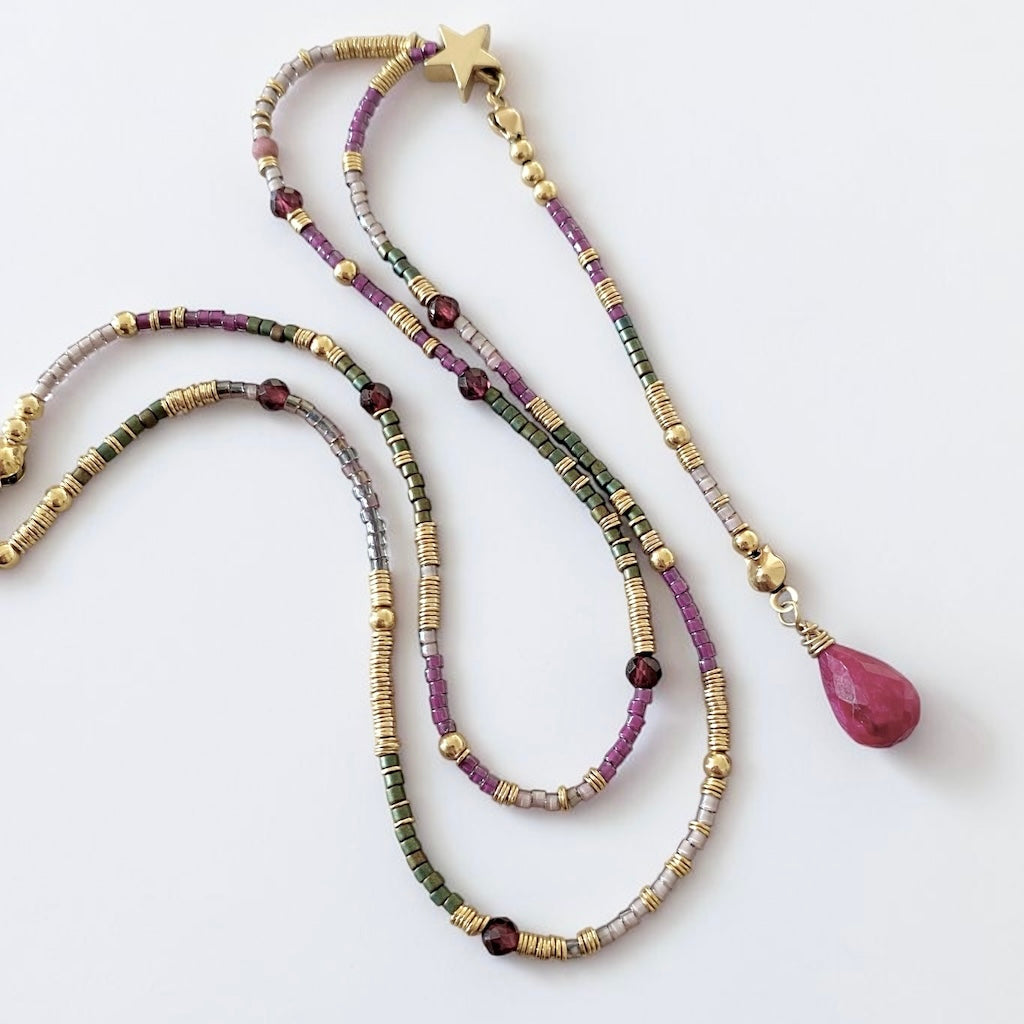 Collar etro cascada estrellita oro
