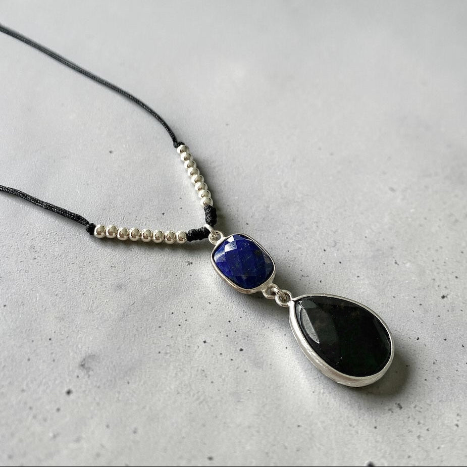 Collar hilo lapislázuli ónix plata