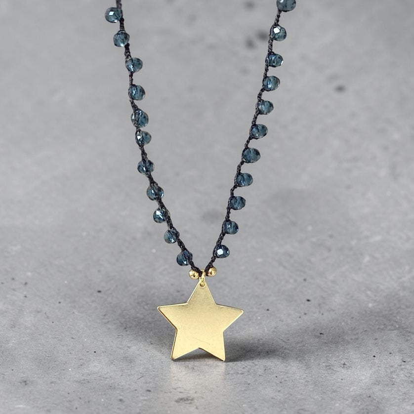 Collar tejido cristales azules estrella  oro