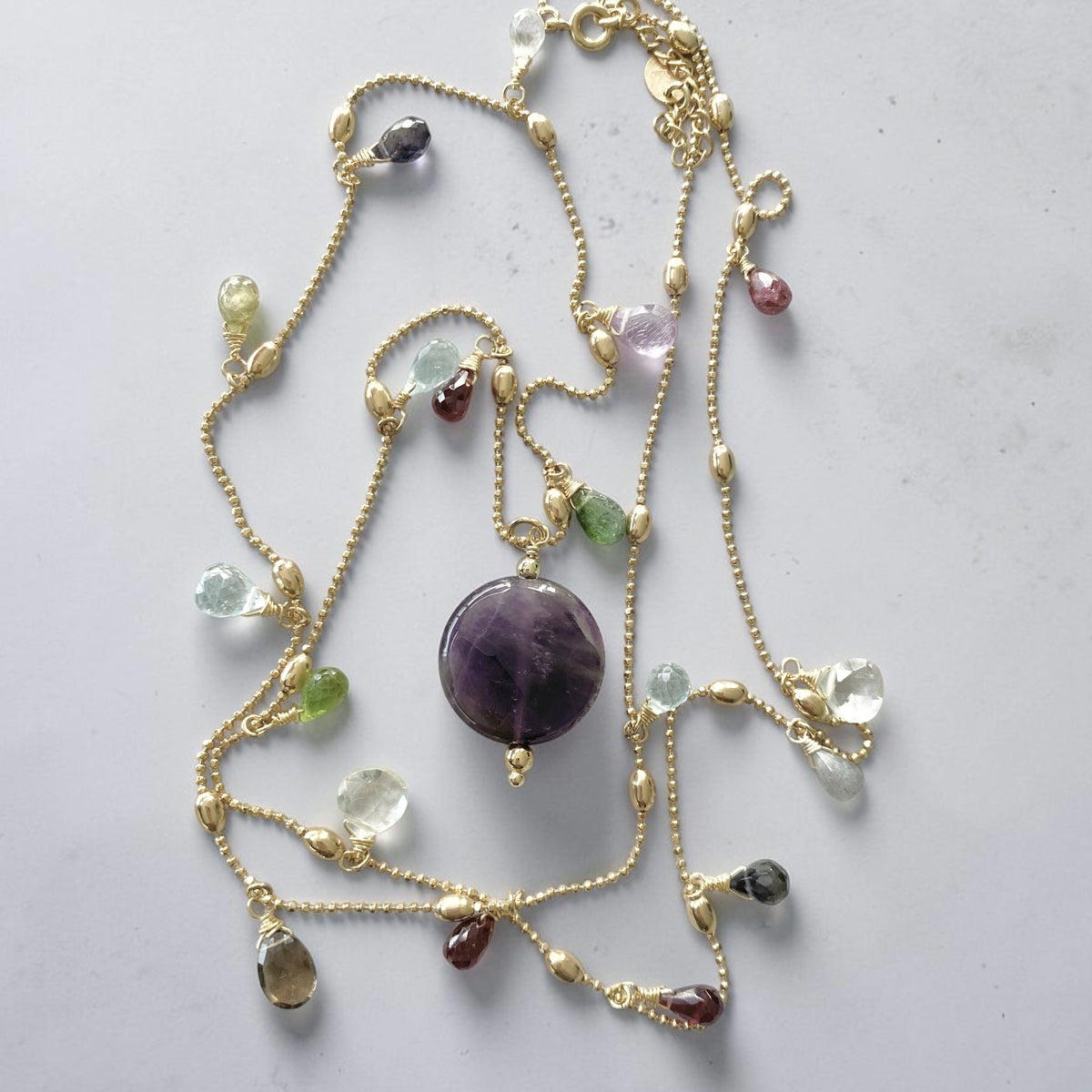 Collar largo gotas amatista oro
