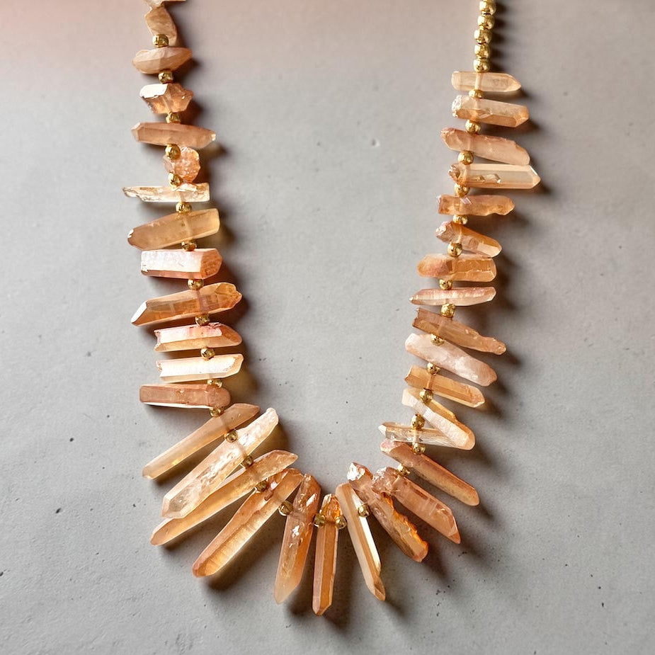 Collar cuarzo oro