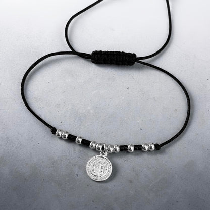 Pulsera hilo negro San Benito plata