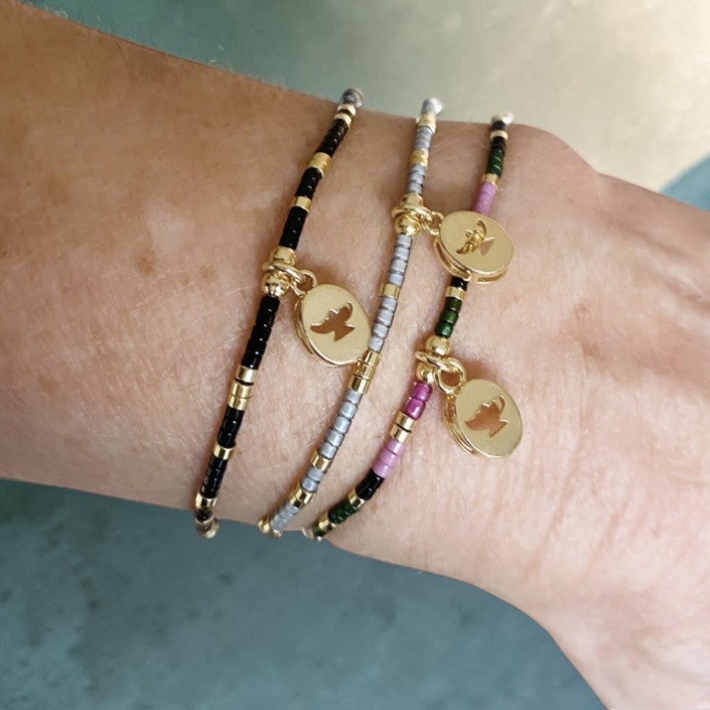Pulsera hilo medalla Espíritu Santo oro