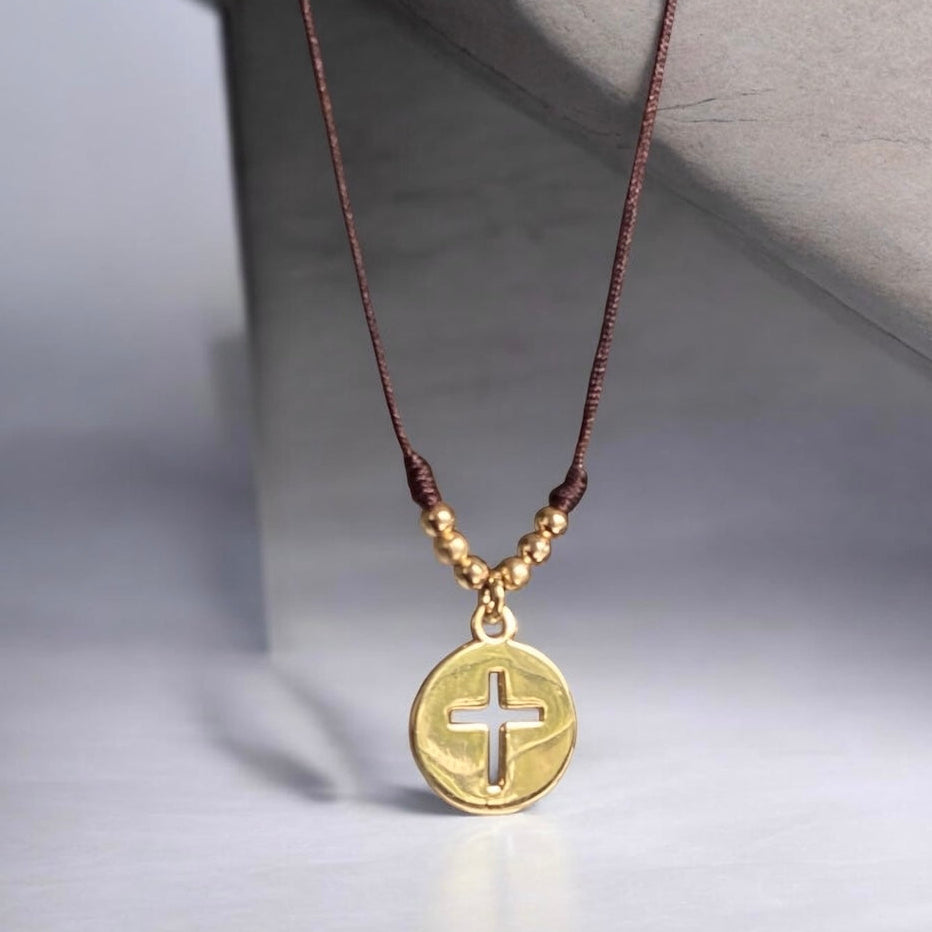Collar hilo medalla cruz oro