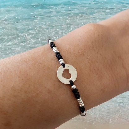 Pulsera hilo corazón calado plata