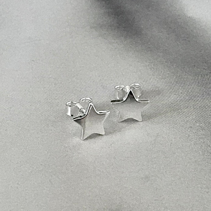 Aros estrellita plata 925