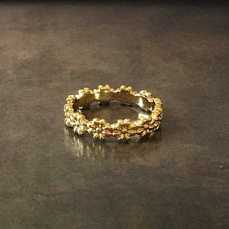 anillo flores oro