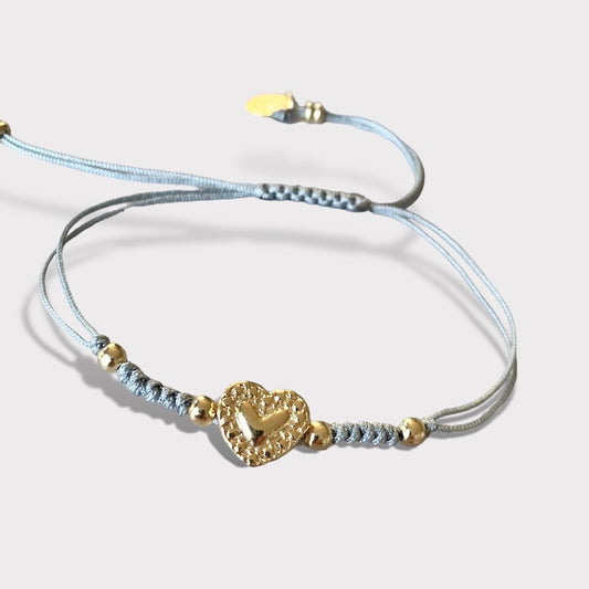 Pulsera hilo corazón oro