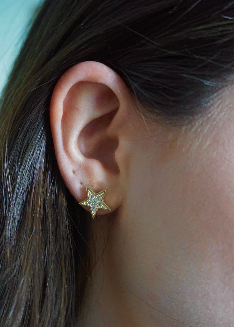aros estrellas circones oro